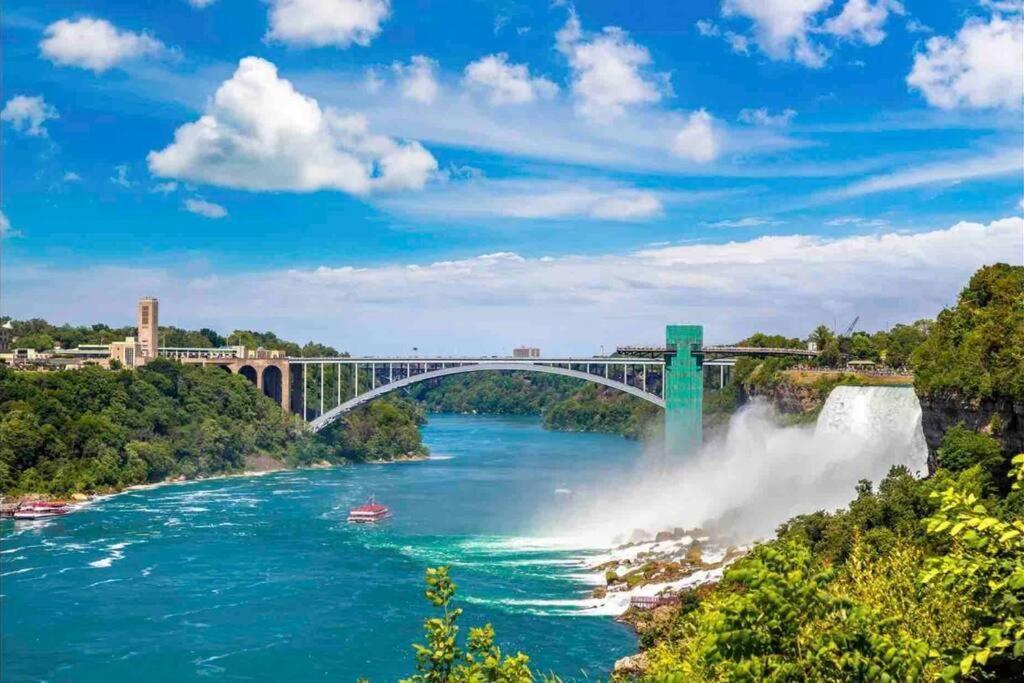 Vacation Paradise Saint Catharines Екстер'єр фото